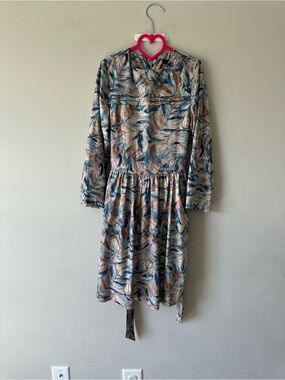 Leaf-Print Long Sleeve Kids Dress in Blue and Tan